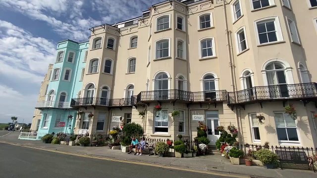 Tenby and Saundersfoot enjoy floral success at Wales in Bloom 2023