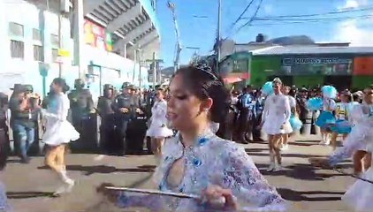 Centros educativos deslumbran en el 202 aniversario de independencia de Honduras