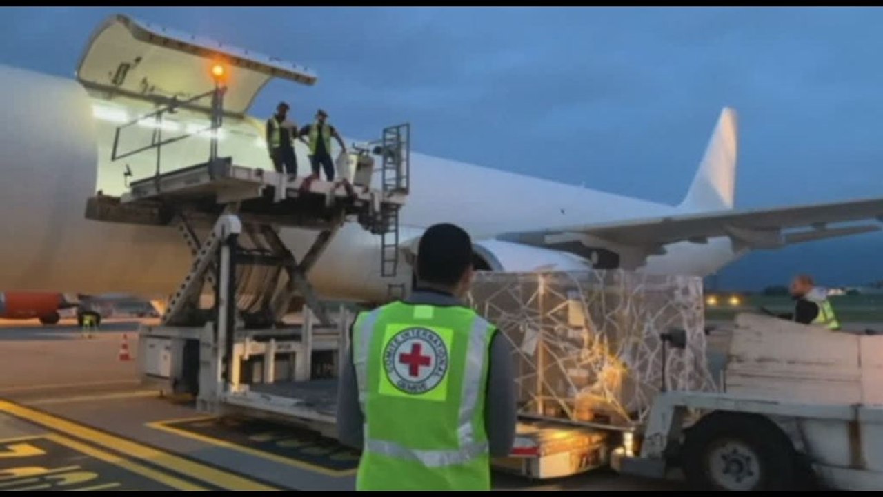 La Croce Rossa invia sacchi per salme in Libia