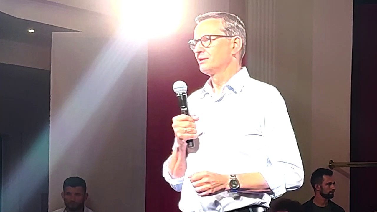 Premier Mateusz Morawiecki podczas spotkania z wyborcami w Ełku ostro skrytykował lidera Platformy Obywatelskiej Donalda Tuska.