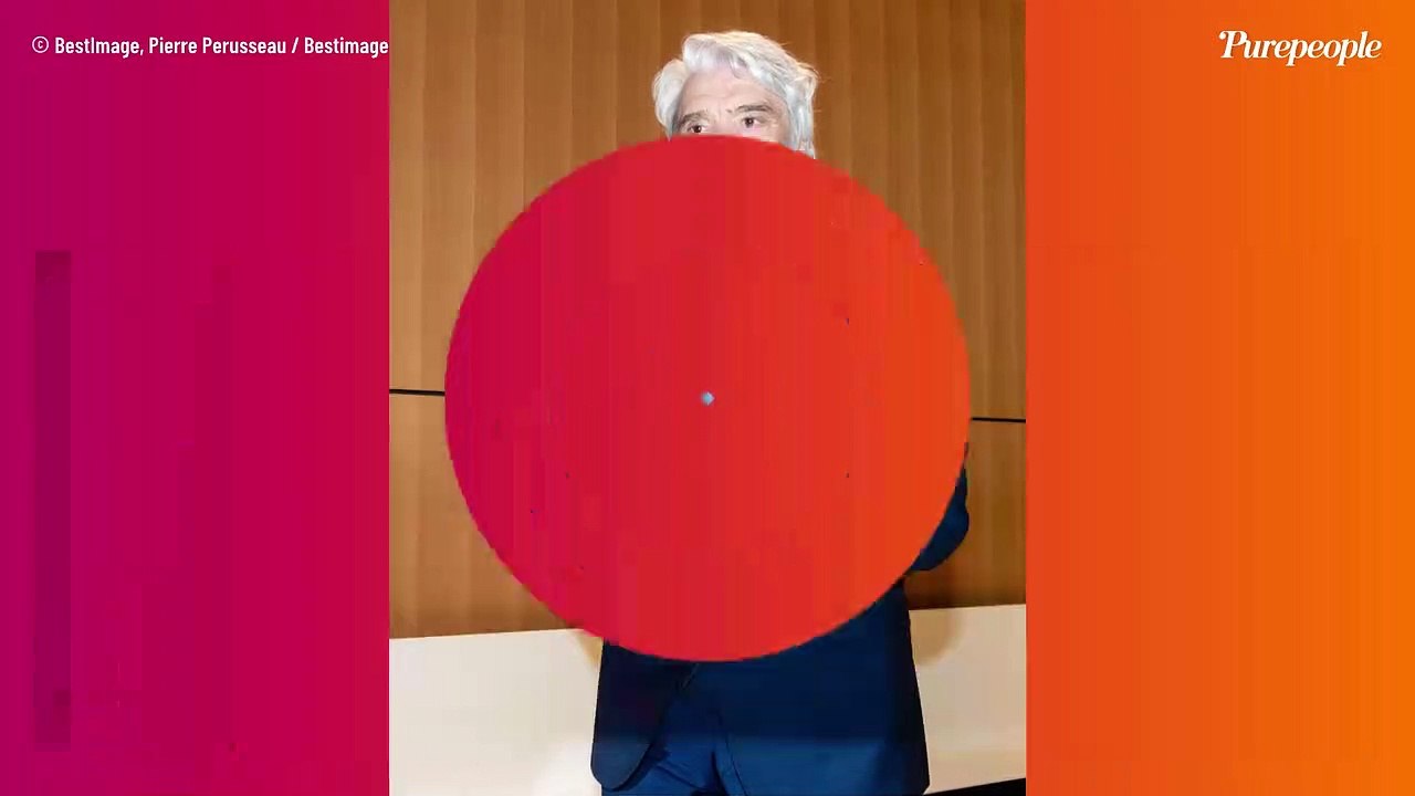 Bernard Tapie : Sa villa à Saint-Tropez de 500 mètres carrés, une propriété qui vaut 81 millions d'euros !