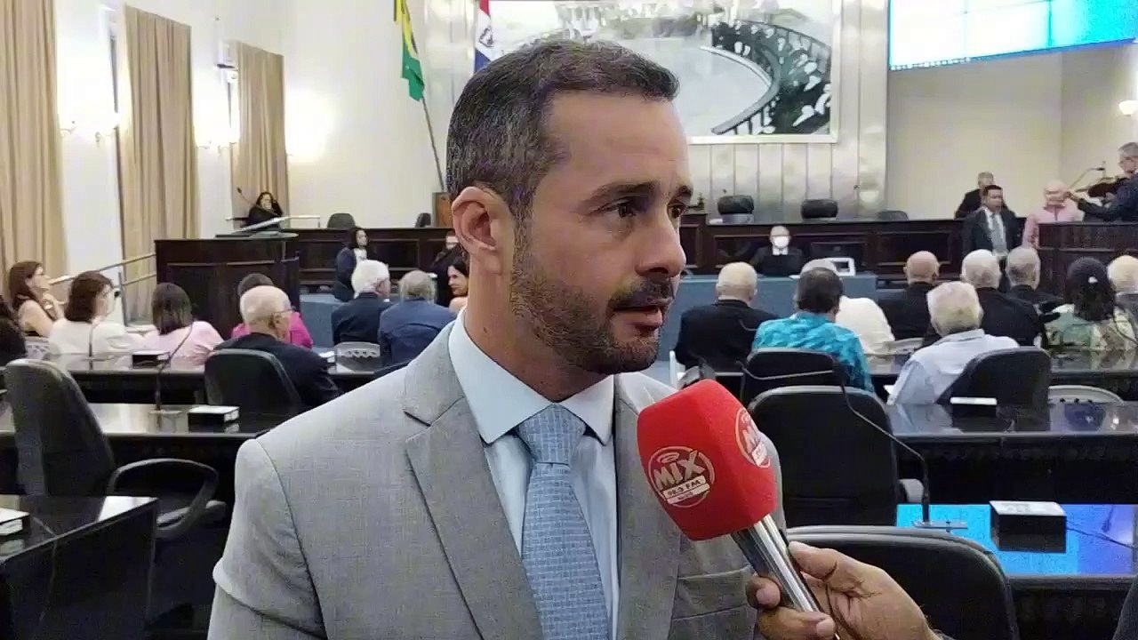 Deputado Bruno Toleto fala sobre homenagem ao médico Rui Costa