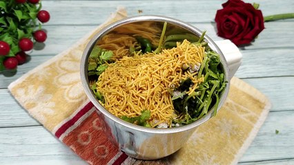 आलू प्याज की एकदम खस्ता नई तरह की कचौड़ी बनाए जो भी खाए आप की तारीफ ही करते रह जाए Aalu pyaj kachori