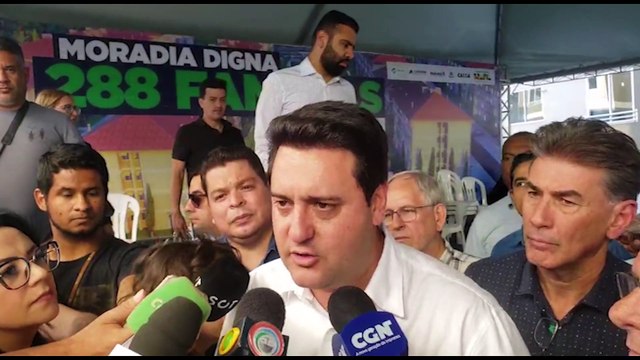 Em Cascavel, Ratinho Júnior destaca melhorias em programa habitacional para os paranaenses