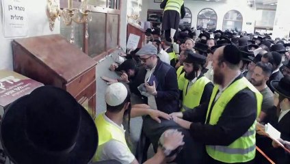 Peregrinos judeus comemoram o Ano Novo Judaico na Ucrânia