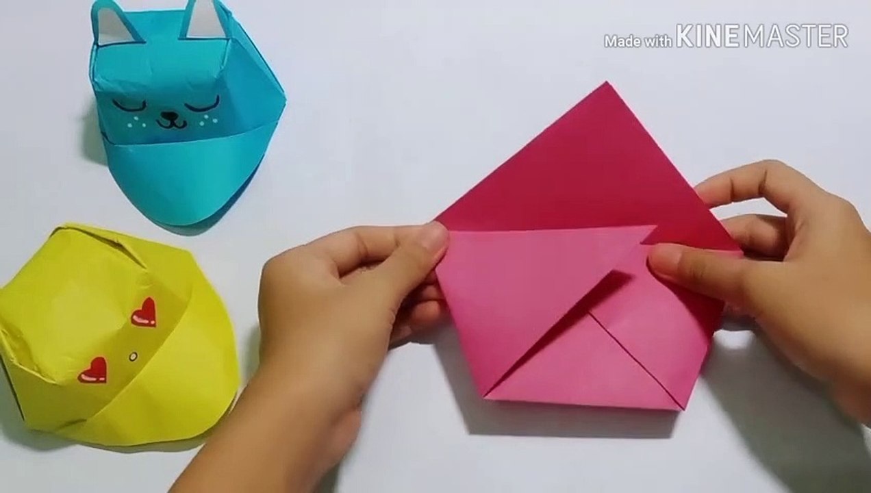 how to fold origami paper into a hat shape