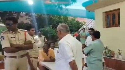 కృష్ణా జిల్లా: బోడె ప్రసాద్ ఇంటిని చుట్టుముట్టిన పోలీసులు