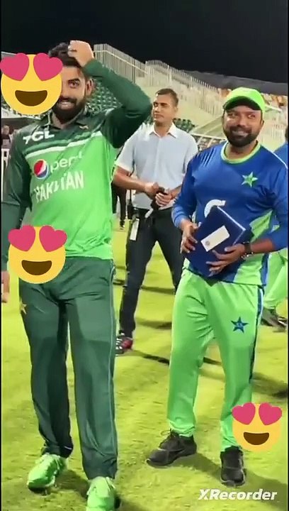 Babar_Azam_Shaheen_Afridi_and_Naseem_shah_met_shadab_khan_mother_and_wife