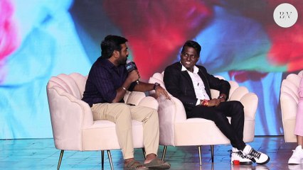 Shah Rukh Khan Romantic line for Deepika Padukone | Jawan Press Conference