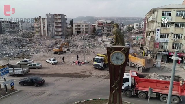 Adıyaman'ın sembol kulesindeki saatler afetin yaşandığı an olan 04.17'yi gösterecek