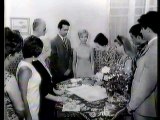 ΤΟ ΚΟΡΙΤΣΙ ΜΕ ΤΑ ΒΟΥΡΚΩΜΕΝΑ ΜΑΤΙΑ - 1966 - TVRip - 720x536