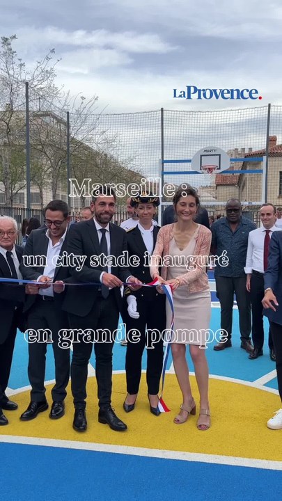 Marseille : un city stade inauguré en grande pompe