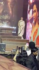 Deepika Padukone के इस लुक पर फैन्स घायल