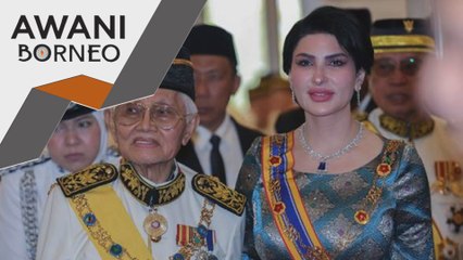 Tun Taib selamat tiba di Kuching