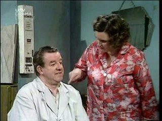 Last Of The Summer Wine-S02E06-Ballad For Wind Instruments and Canoe