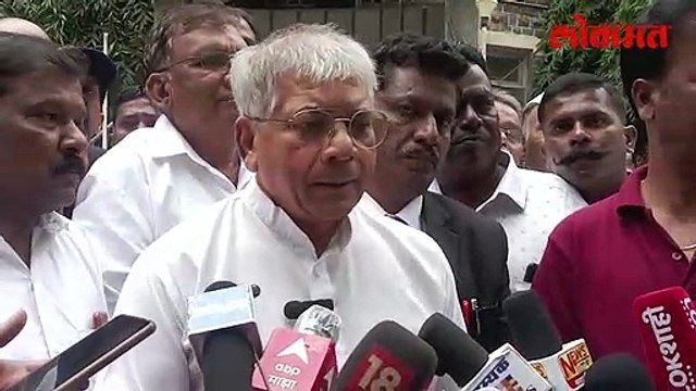 कोरेगाव भीमा आयोग हेल्पलेस