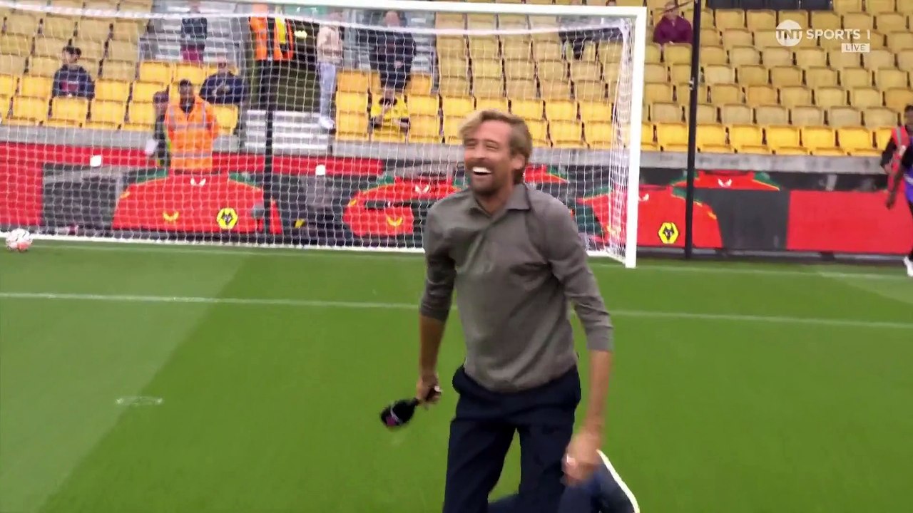 Peter Crouch'tan güldüren canlı yayın kazası
