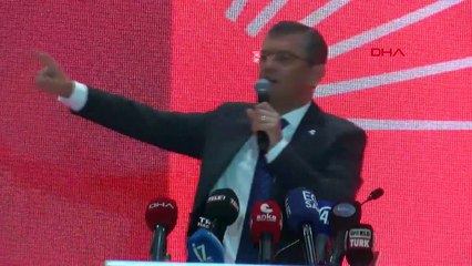Özgür Özel: CHP'yi ayağa kaldırmak için babaevinden helallik almaya geldim