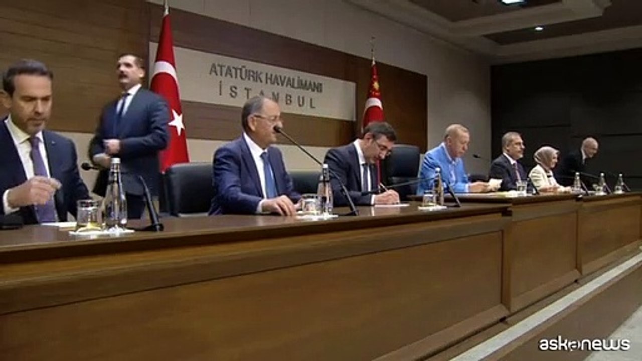 Erdogan accusa l'Unione Europea di "allontanarsi" dalla Turchia