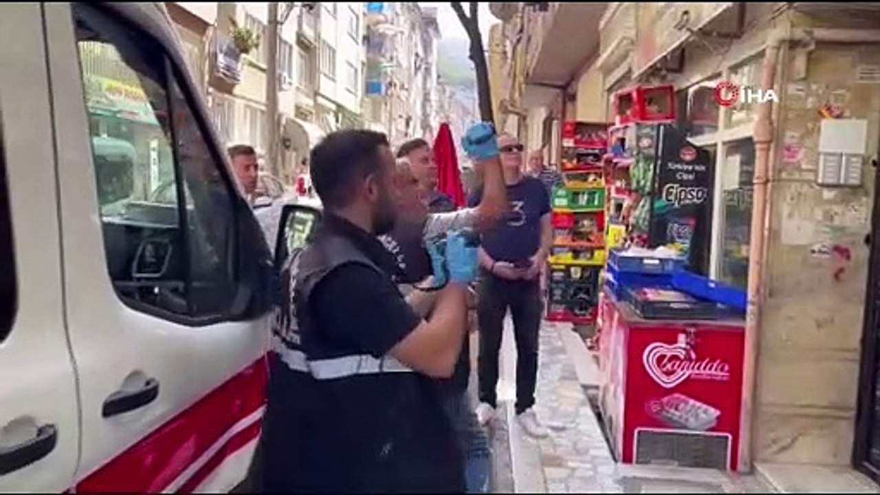 Kıskançlık krizine giren adam sevgilisini öldürdü, sonra kendi canına kıydı
