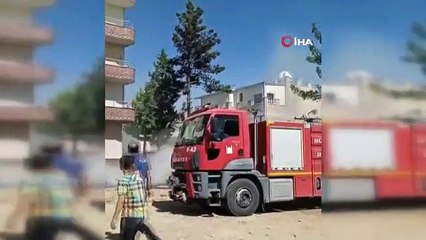 Mardin'in Nusaybin ilçesinde bir evin bahçesinde çıkan yangın söndürüldü