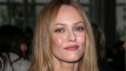 GALA VIDEO - “J’ai envie, mais…” : Vanessa Paradis sans fard sur son futur retour à la musique