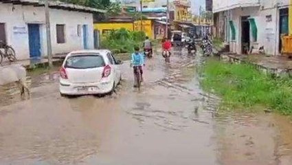 दमोह: भारी बारिश का दौर जारी, सड़के हुई जलमग्न