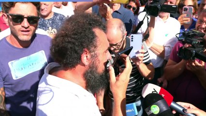Lampedusa, il questore al telefono con i manifestanti: "Chi? pilu pe' tutti"