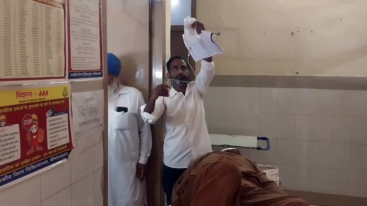 जर्जर सड़क की मरम्मत के लिए भी सिफारिश हावी