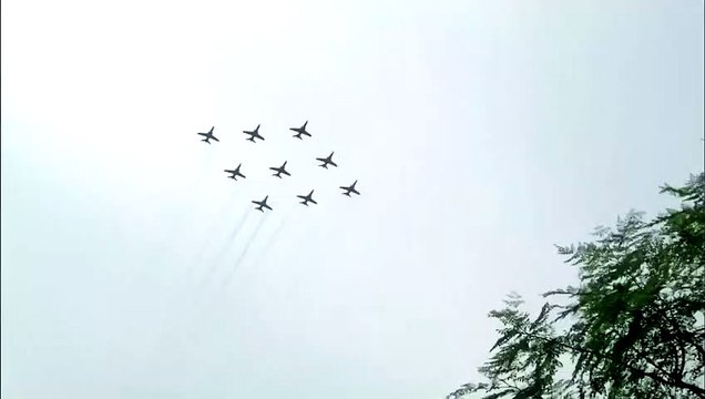 Air Show I Indian Air Force Surya Kiran Aerobatic team Performs Air show at Jaipur