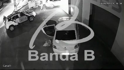 Vídeo mostra perseguição e apreensão de adolescente suspeito de assalto a pizarria em Curitiba