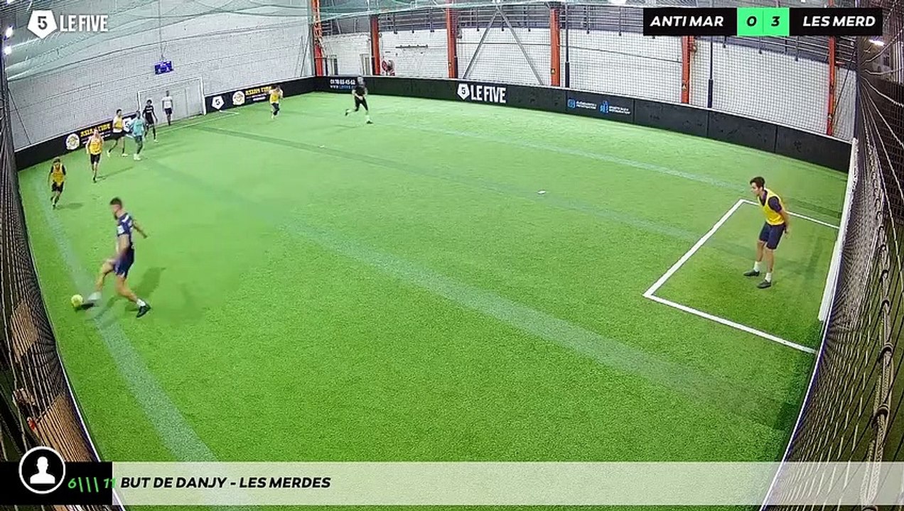 But de DANJY - les merdes