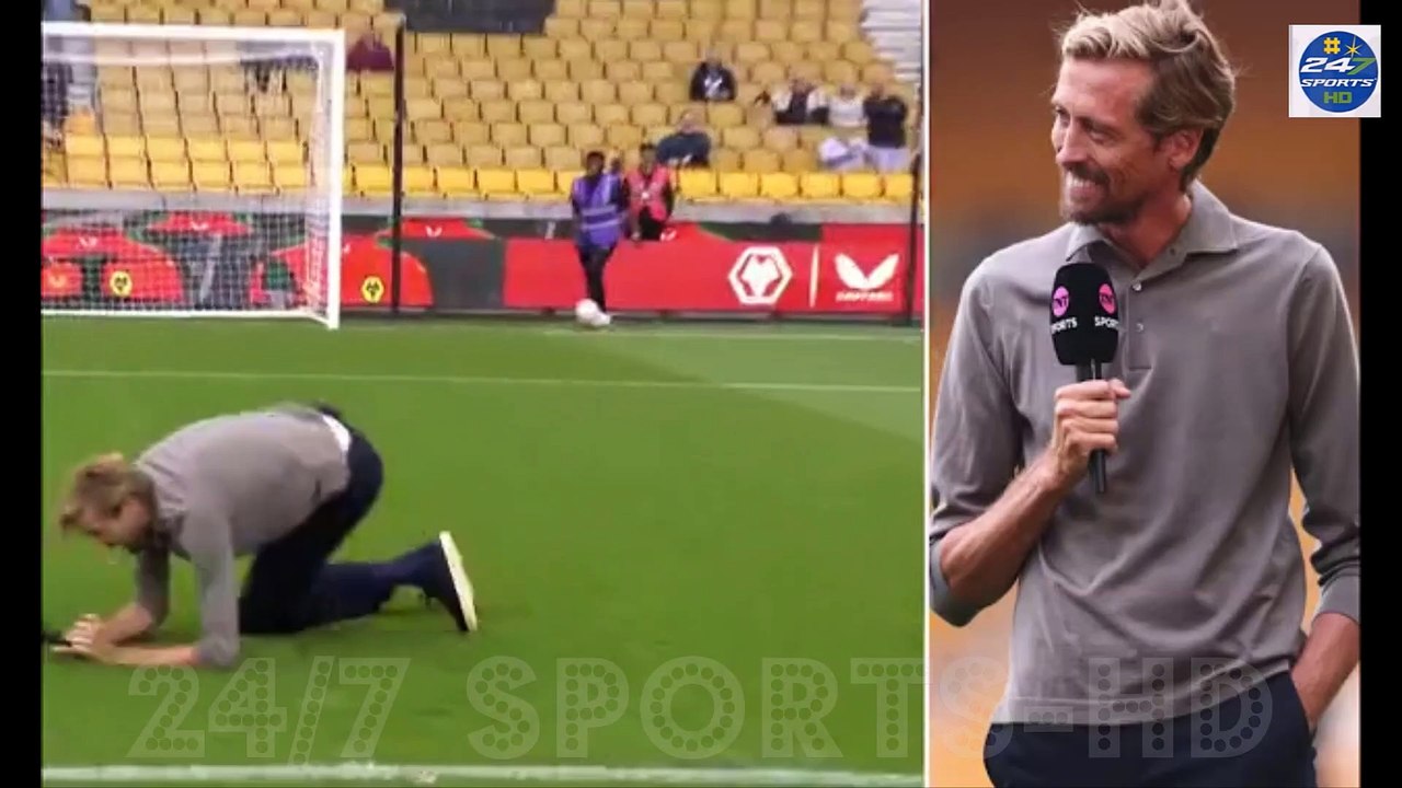 Peter Crouch HILARIOUSLY slips over on live TV in crossbar challenge against Joe Cole and jokes: 'I'm going to be a meme forever now!'