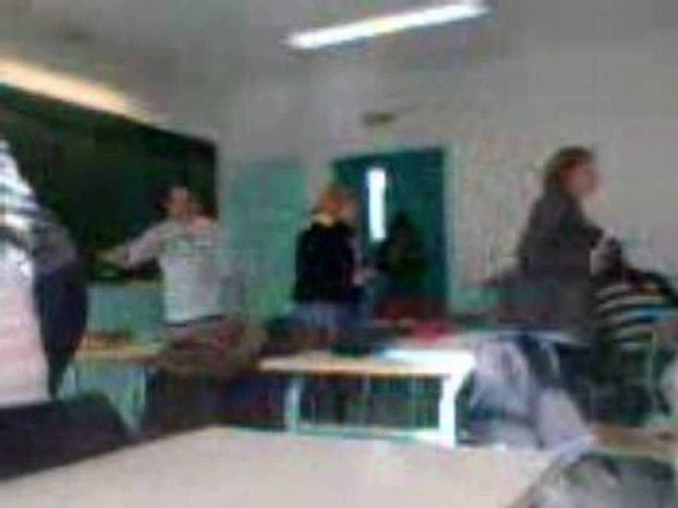 pendant la récré (la seconde 4)