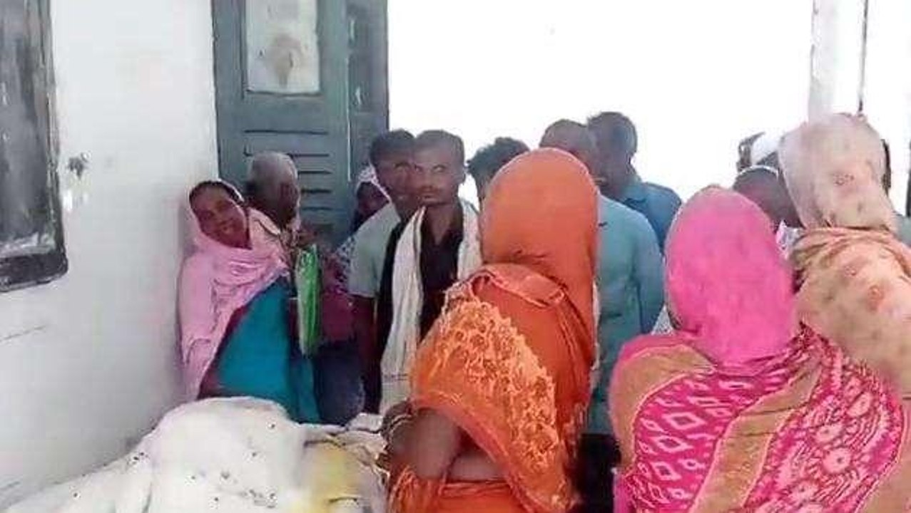 BREAKING: तेज रफ्तार ट्रक ने ऑटो में मारी जोरदा...