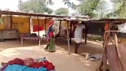 नागौर: दावों व वादों के बीच उलझा यह परिवार, देखिए पूरी दास्तां