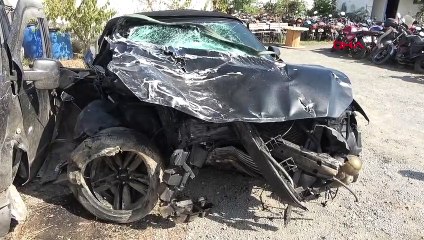 Keşan'da otomobilin minibüse çarpması sonucu 3 kişi öldü