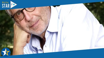 VIDEO Fabrice Luchini en larmes  Cette femme surprenante dont il a la photo juste au dessus de son