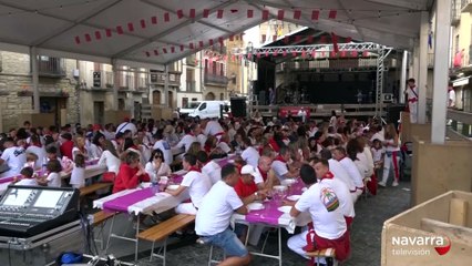 La comida popular nunca falta en fiestas de Olite