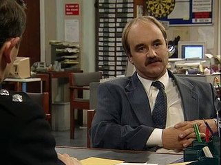 The Thin Blue Line S01E03 Honey Trap