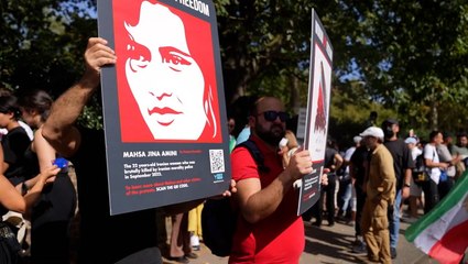 Mahsa Amini: Hundreds protest in London on anniversary of death