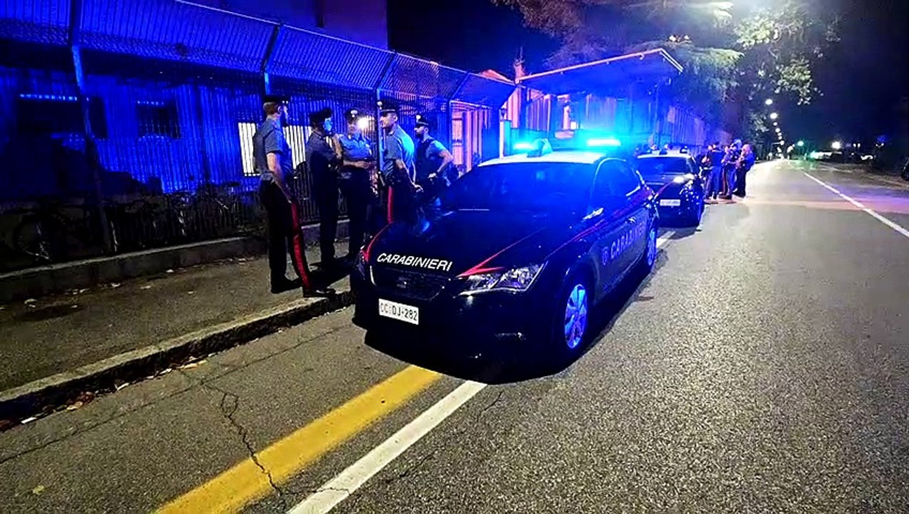 Tensione al Cas di via Mattei: rissa fra migranti, quattro feriti
