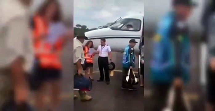 Vídeo mostra pescadores entrando em avião momentos antes de aeronave cair; assista