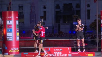 Vuelta : Jumbo Visma domine avec un triplé historique sur le podium 🚴‍♂️
