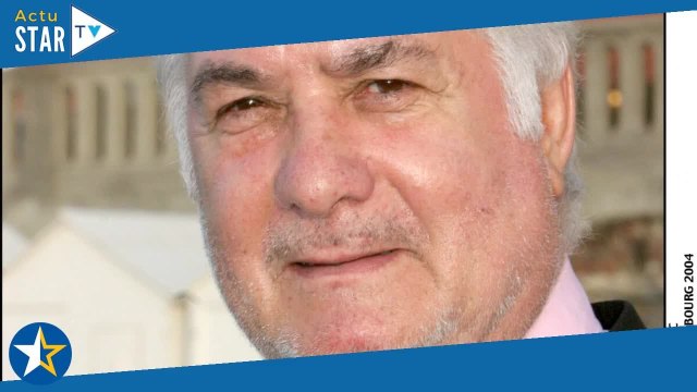 Maison de star Jean Claude Brialy, rares images de son immense château, le Domaine de Monthyon, h