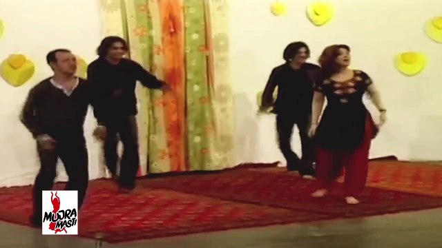 HINA SHAHEEN MUJRA - SADEY NAAL MILA DEYO - PAKISTANI MUJRA DANCE - NASEEBO LAL