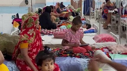 O ülkede salgın büyüyor! Can kaybı 900'ü aştı