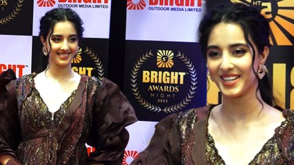 Gadar 2 एक्ट्रेस Simratt Kaur की लाइफ में इस वक्त छाई खुशियां ही खुशियां