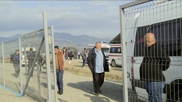 الجزيرة ترصد وصول أول دفعة من أرمن قره باغ لأرمينيا