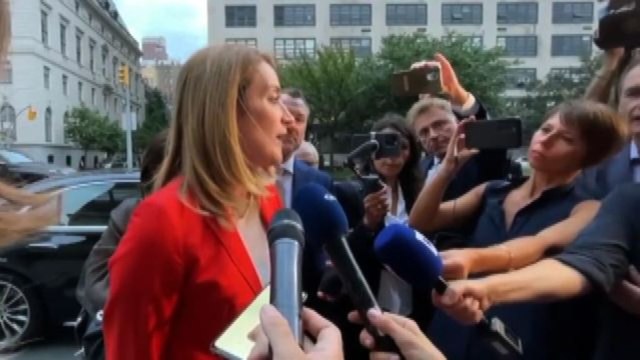 Migranti, Metsola vede Tajani a NY: Ue passi dalle parole ai fatti